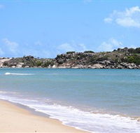 Dhamitjinya East Woody Island and Galaru East Woody Beach - Tourism Brisbane