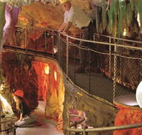 The Crystal Caves - Tourism Brisbane