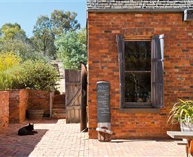 Sally's Paddock At Redbank Winery - Brisbane Tourism 1