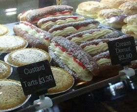 Strathy Hot Bread - Tourism Brisbane 1