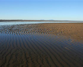 Illawong Beach - Tourism Brisbane 1