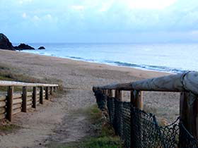 Lamberts Beach - Tourism Brisbane 1