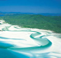 Whitehaven Beach - Brisbane 4u