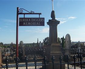 Ballarat General Cemeteries - Brisbane Tourism 2