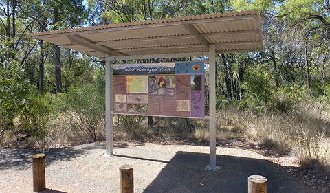 Deriah Aboriginal Information Bay - Tourism Brisbane 0