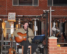 Thirsty Crow Brewery - Brisbane Tourism 4