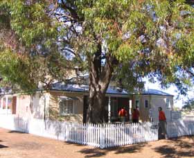 Mallee Hill ACT Tourism Brisbane