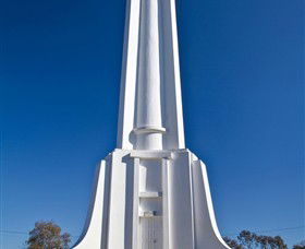 Monument Hill - Tourism Brisbane 2