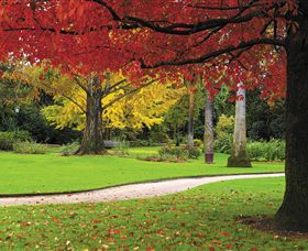 Albury Botanic Gardens - Tourism Brisbane 0