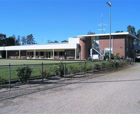 Holbrook Returned Servicemens Club - Tourism Brisbane 1