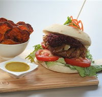 Gerry's  The Commercial Hotel - Tourism Brisbane