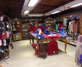 Australian Alpaca Barn - Pokolbin - Brisbane Tourism 0