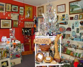 Country Brushstrokes - Brisbane Tourism 0