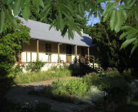 Raglan Gallery And Cultural Centre - Brisbane Tourism 1