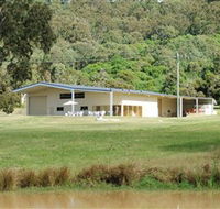 Razorback Ridge Wines - Brisbane Tourism