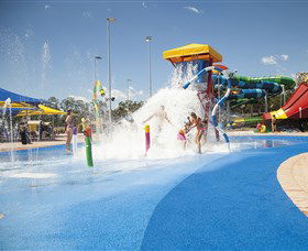 Wet 'n' Wild Sydney - Brisbane Tourism 5