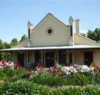 Quondong Cottage - Brisbane Tourism