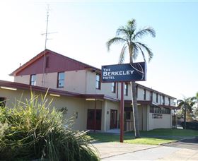 The Berkeley Hotel - Tourism Brisbane 0