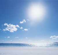 Hawks Nest Beach - Tourism Brisbane