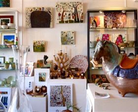 Art Aspects Gallery - Tourism Brisbane 0