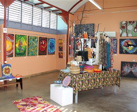 Dunghutti Ngaku Aboriginal Art Gallery - Brisbane 4u 0