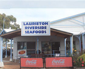 Laurieton Riverside Seafoods - Tourism Brisbane 1