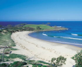 Angourie Beach - Tourism Brisbane 1