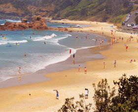 Flynns Beach ACT Brisbane Tourism