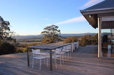 Mount Mitchell - Brisbane Tourism 0