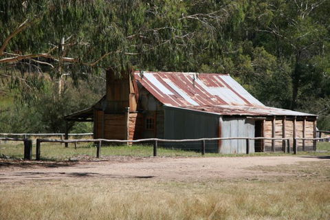 Australis 4WD Adventures - Tourism Brisbane 2