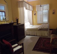 Guy House Bed and Breakfast - Tourism Brisbane