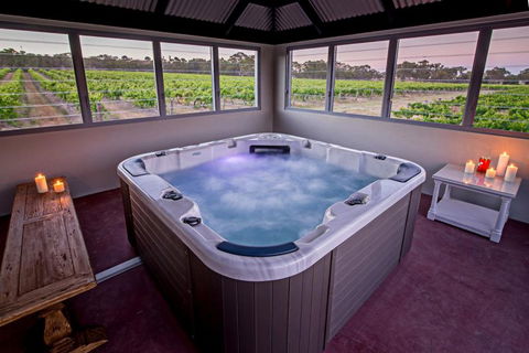 Brockenchack Vineyard - Brisbane Tourism 2
