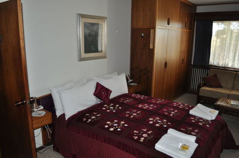 Sages Haus Bed And Breakfast - Tourism Brisbane 4