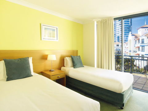 Oaks Calypso Plaza - Brisbane 4u 5