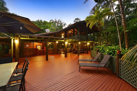 Wait A While Daintree - Tourism Brisbane 0