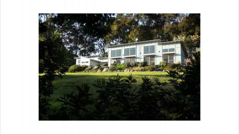 Tilba Coastal Retreat - Tourism Brisbane 5