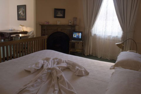 Imperial Fine Accommodation - Brisbane Tourism 0