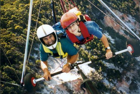 David Cookman–Sunshine Coast Hang Gliding - Tourism Brisbane 2