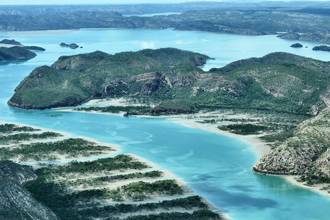 Incredible Islands Tour - Horizontal Falls & Cape Leveque - Tourism Brisbane 3