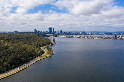 Stand Up Paddle Boarding - 2 Person Lesson - 1 Hour - Tourism Brisbane 7