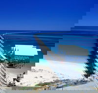 Full-Day Busselton Jetty Train Ride  Dophin Discovery - Tourism Brisbane
