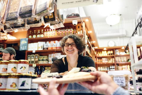 Queen Victoria Market Ultimate Foodie Tour - Brisbane Tourism 13