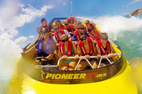 Airlie Beach Jet Boat Thrill Ride - Tourism Brisbane 8