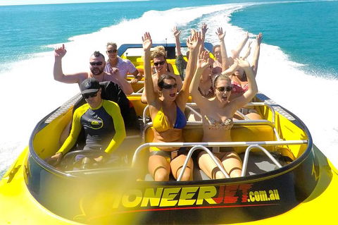 Airlie Beach Jet Boat Thrill Ride - Tourism Brisbane 5