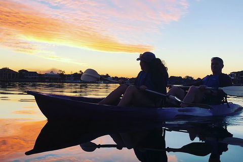 Surfers Paradise Sunset Kayak Tour - Tourism Brisbane 11