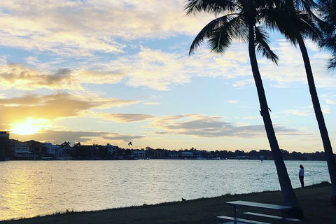 Surfers Paradise Sunset Kayak Tour - Tourism Brisbane 4