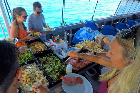 Whitsunday Island Boat Adventure - Tourism Brisbane 9