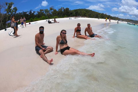 Whitehaven Beach Day Tour With Snorkel In Whitsundays Island - Tourism Brisbane 19