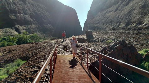 3-Day Tour From Uluru (Ayers Rock) To Alice Springs Via Kings Canyon - Tourism Brisbane 7