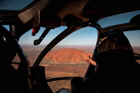 Uluru Helicopter Flights - Brisbane 4u 4
